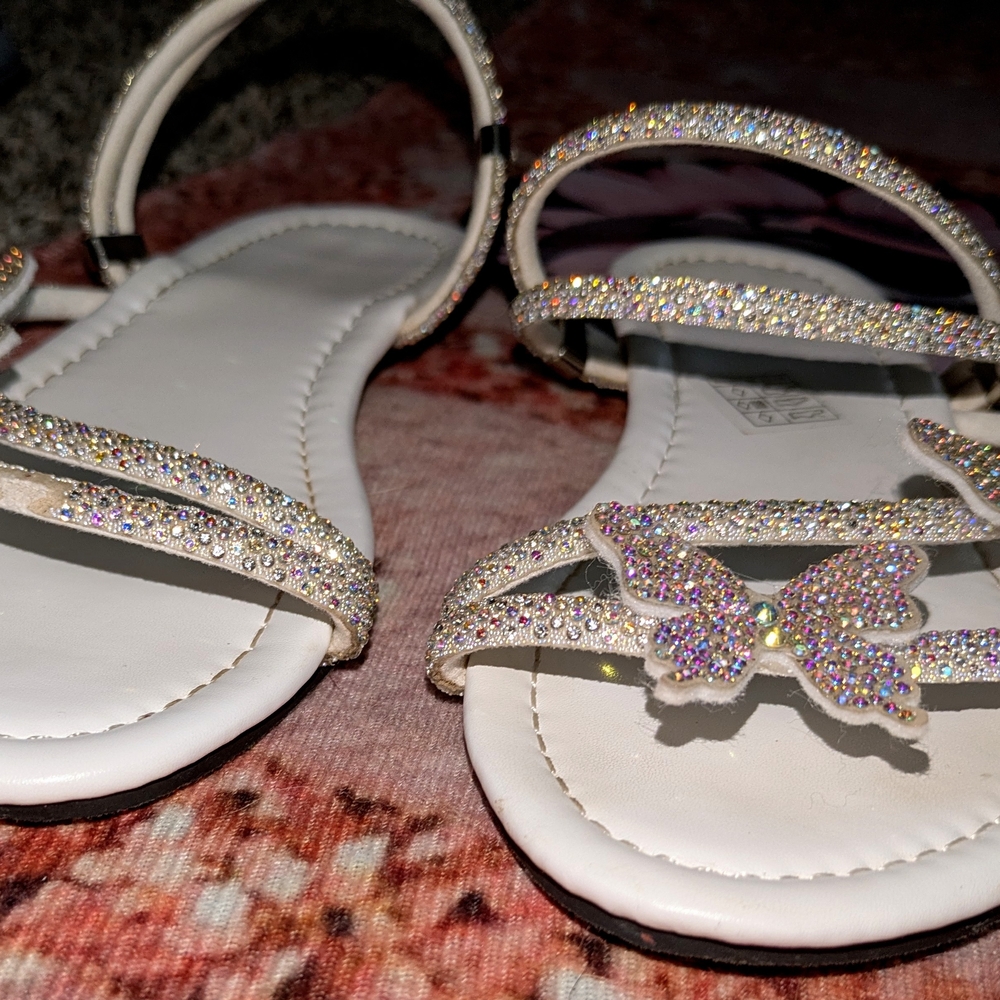 Women's Silver Rhinestone Sandals - Picture 5 of 7